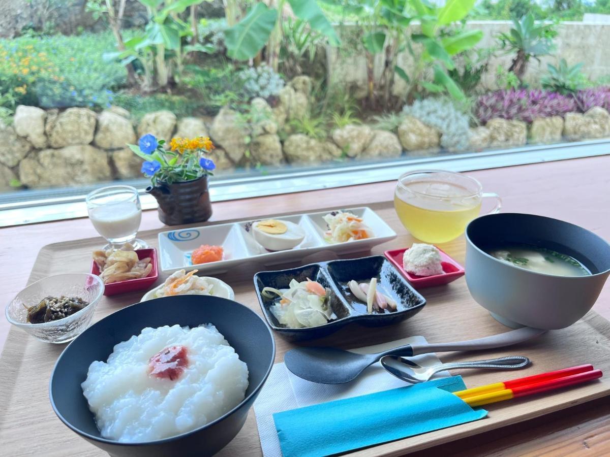 Condominium Hotel Okinawa Yumeto - Vacation Stay 72970V Nanjo Bagian luar foto