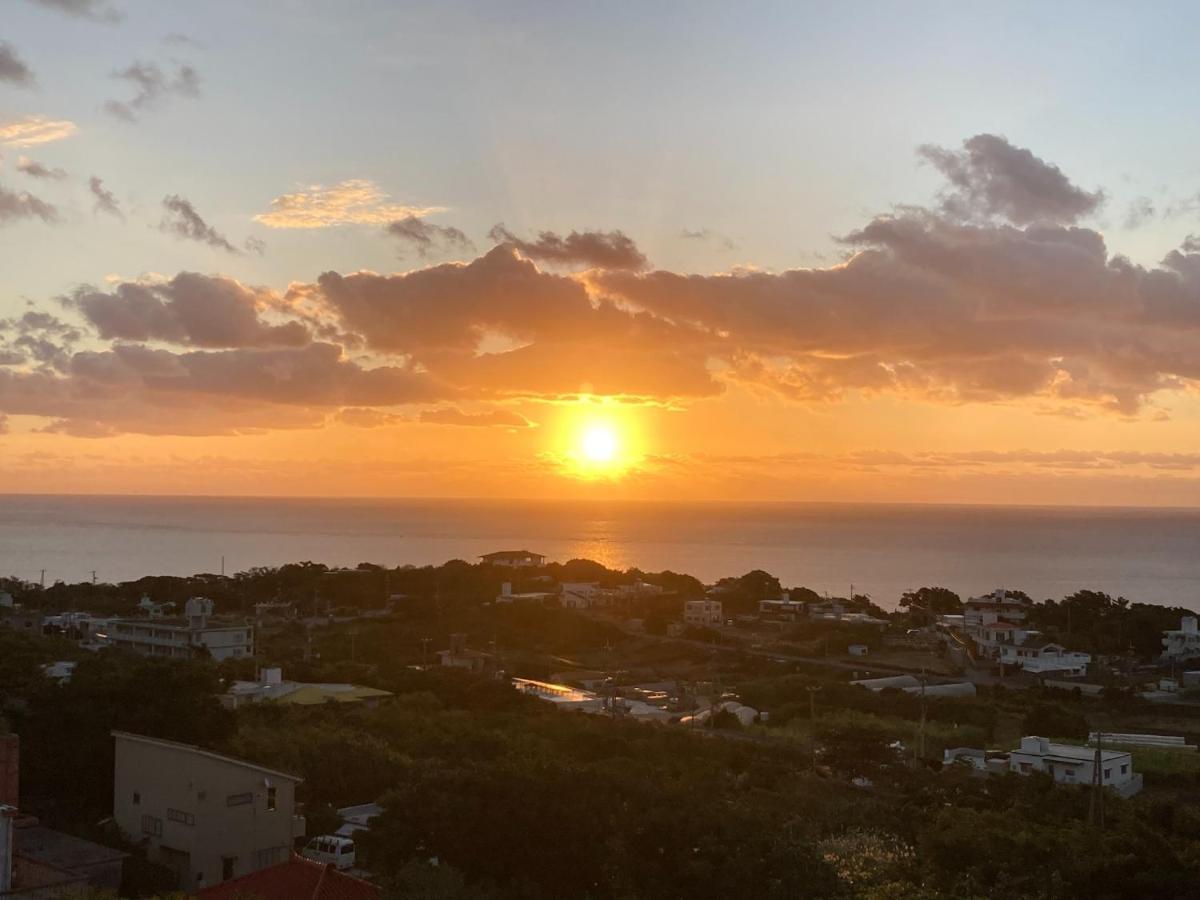 Condominium Hotel Okinawa Yumeto - Vacation Stay 72970V Nanjo Bagian luar foto